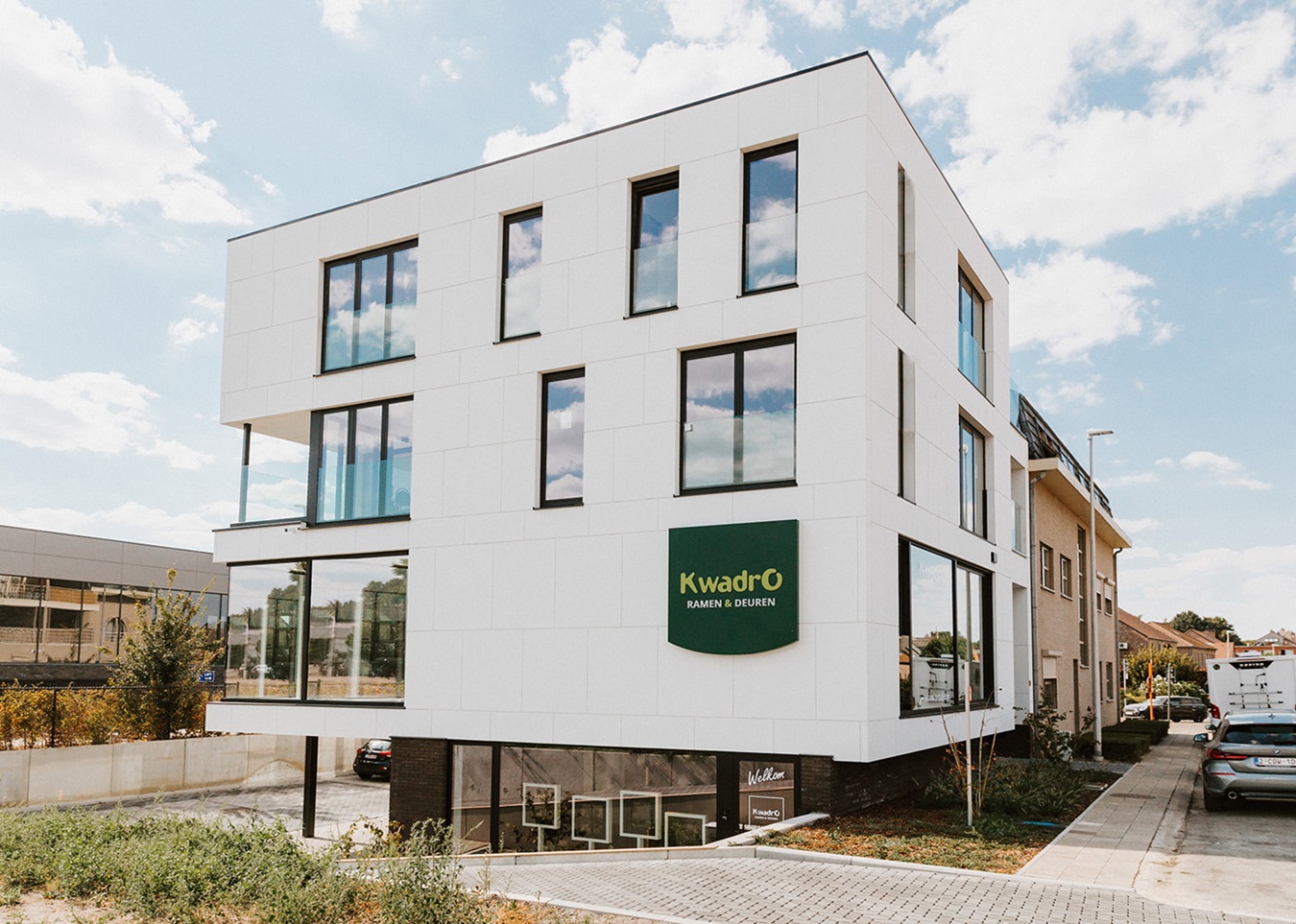 De toonzaal van KwadrO Sint-Truiden gelegen op de Tichelrijstraat 79 