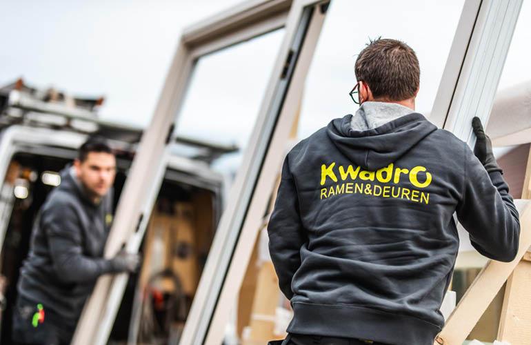 Plaatser ramen en deuren