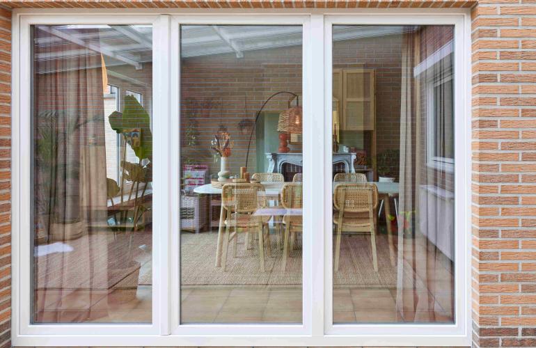 PVC raam van KwadrO in de Blind Gekocht referentie in Wetteren