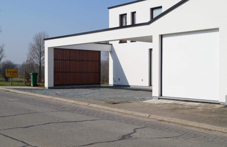 KwadrO ramen & deuren - Garagepoorten