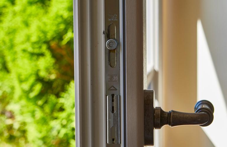 PVC - KOMFORT - KWADRO GENK - HASSELT - FAMILIE THYS 