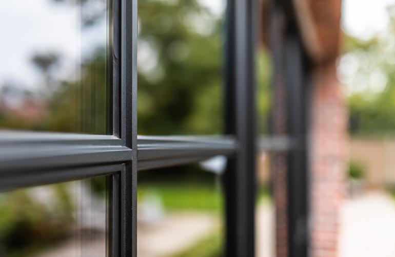 Aluminium steellook ramen en deuren