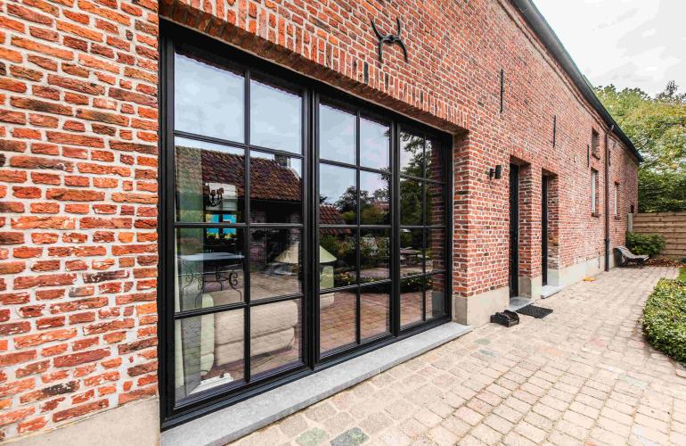 Aluminium steellook ramen en deuren