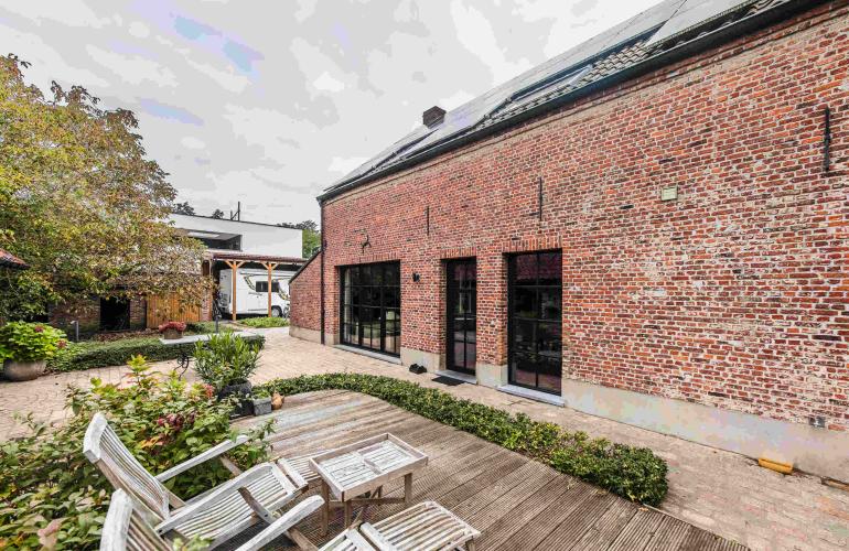 Aluminium steellook ramen en deuren