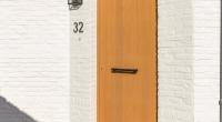 Pvc ramen en houten deur in Diepenbeek