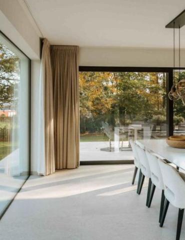 Een monorail of duorail schuifraam?