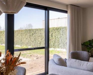 Vliegenraam in schuifraam