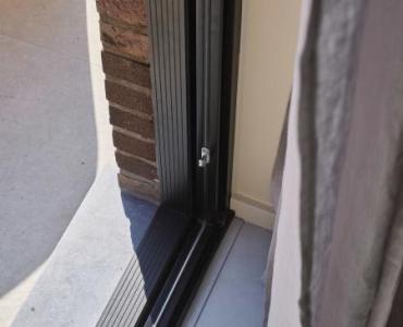 Verlaagde drempel schuifraam