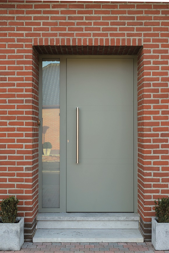De kenmerken van een moderne deur